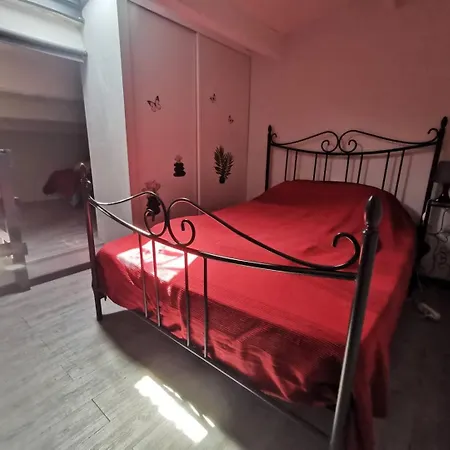 040 Huniers B185 * Agde